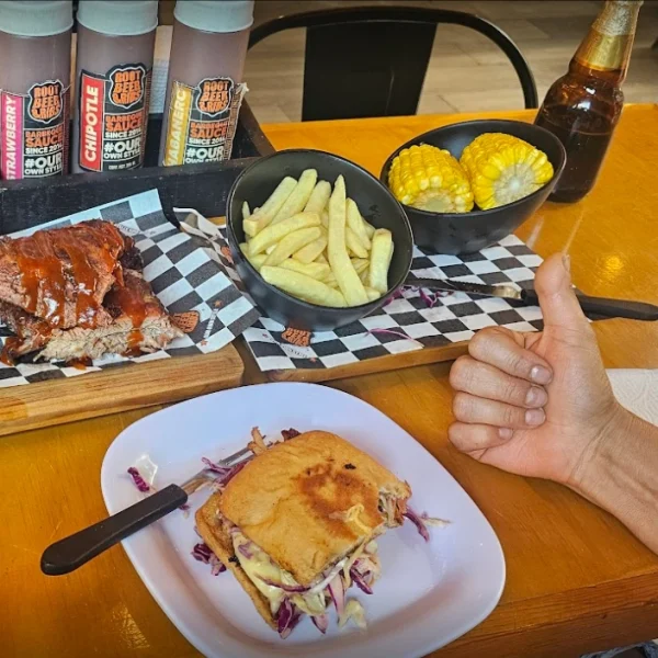Foto de las papas y sandwich de Javier